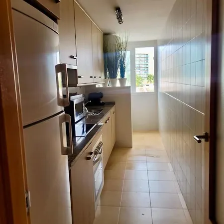 شقة 2br Ocean View Apartment, Pool, *